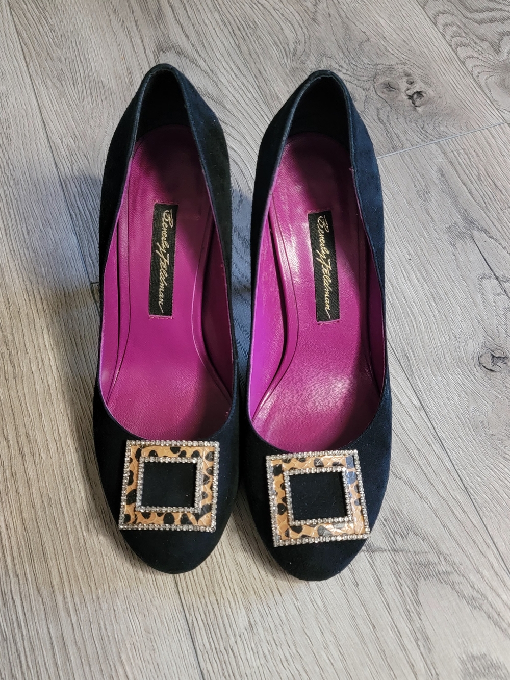 BEVERLY FELDMAN BLACK SUEDE LEOPARD BLING BUCKLE FABULOUS PUMP 6 M